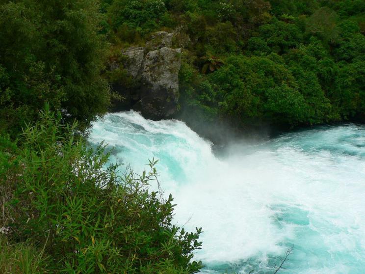 胡卡瀑布- 新西兰旅行社,新西兰地接,新西兰地